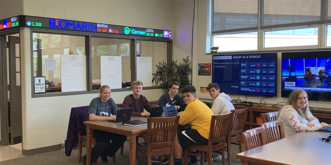 Cool at School: Carmichaels Finance Lab