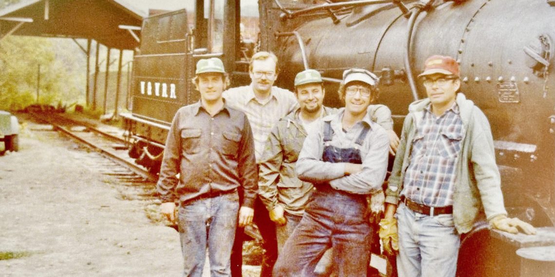 GreeneScene of the Past: Original Waynie Restorers