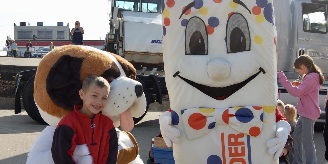 Shining the Light: Hands & Feet Ministries